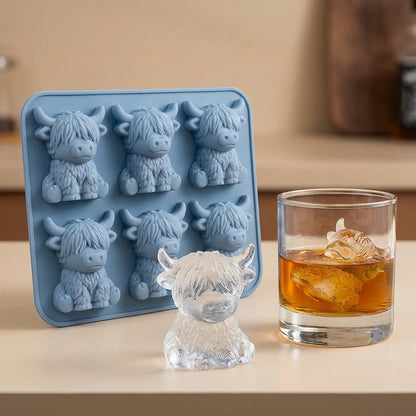⏳ Laatste dag speciale prijs € 9,99! 🐮 Mini Highland Cow ijsblokjesvorm – Leuke 3D-ijsblokjes voor drankjes, feestjes en cadeaus