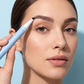 🔥Koop 1, krijg 1 gratis🔥Waterbestendig 2-in-1 mini-wenkbrauwpotlood en gekleurde wenkbrauwgel: langhoudende make-up voor de wenkbrauwen om natuurlijke en realistische lijnen te creëren die de haartjes nabootsen.