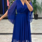 Dames elegante jurk met een halslijn naar V