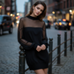 Doorzichtige Mesh Mock Neck Minijurk