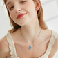 🌊 Fijne collierketting met een aquablauwe druppel, elegant en makkelijk te combineren💙