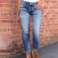 👖Modieuze slim-fit jeans met distressed look voor dames.