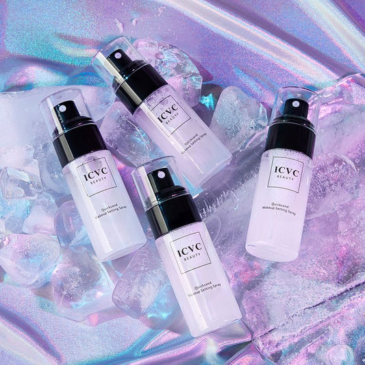 💥Laatste dag！Specialeprijs €9,99！Je gezicht glimt niet meer als een oliebol! Eén spray en je make-up blijft mat, droog en perfect – zelfs als je danst, zweet of in de regen staat!