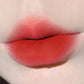 💋 1+1 GRATIS – Matte Lipgloss met Langhoudende Finish | Soepel & Gelijkmatig Aan te Brengen | Mooie Matte Look | Kleuren naar Keuze